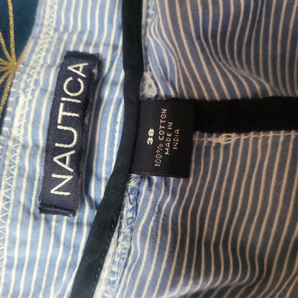 Nautica Size 38 Shorts - Picture 3 of 3